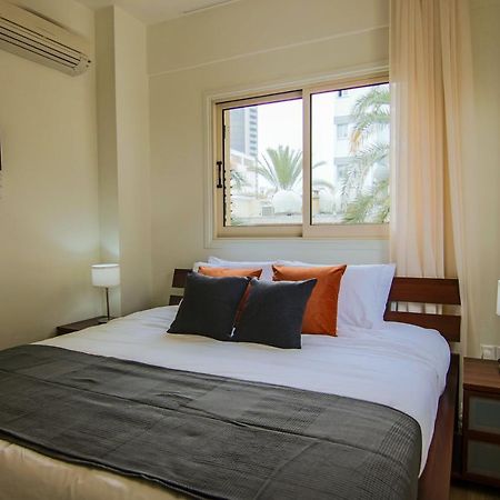 Phaedrus Living City View Luxury Iras Flat 102 Nicosia Exteriör bild